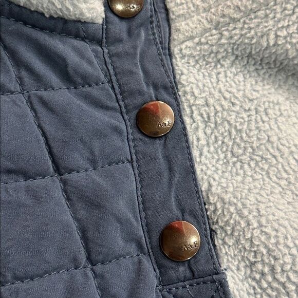 Abercrombie & Fitch Blue Snap-Front Fleece Quilt Chest Panel Tunic Size S - Picture 10 of 12